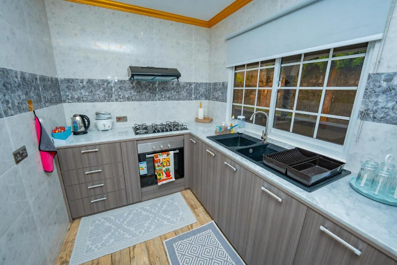 Paradise Breeze Apartment Misere 0*,