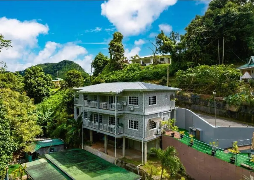 Paradise Breeze Apartment Misere 0*,
